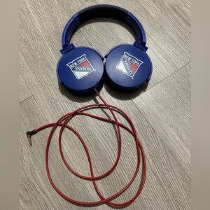 New York Rangers Over Ear Headphones With Beats Wire